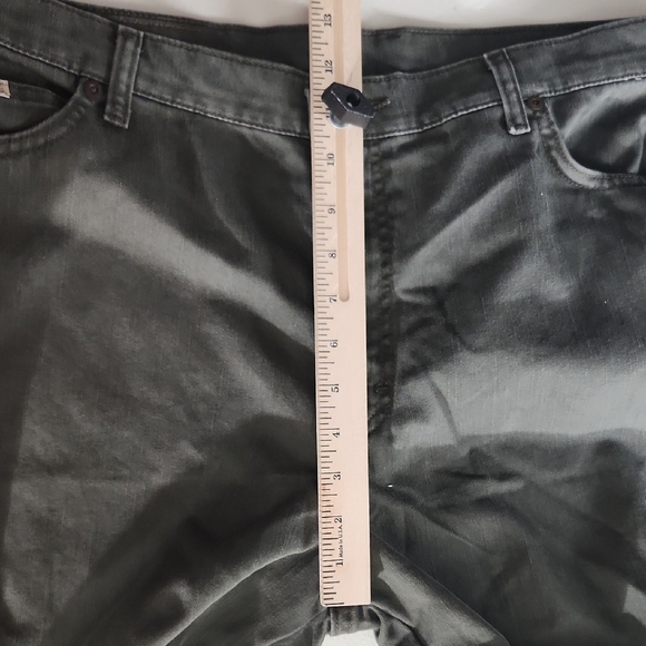 Lee Jeans Womens 18 Olive Green Straight Cropped Leg Pants - Picture 6 of 12